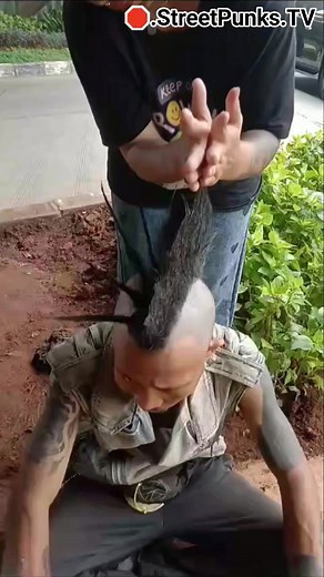PUNK KELILING INDONESIA #streetpunkstv #streetpunk #punkkelilingindonesia #kelilingindonesia #indonesiapunk #punk | Diandados Street Art's