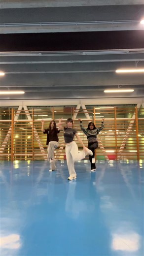 Boost Your Confidence with Dance Tips