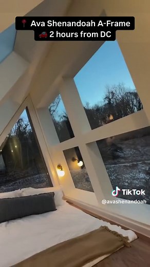 Unwind in a Stunning A-Frame Cabin in Shenandoah Valley