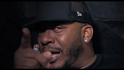Last Man Standing: Suge Knight and the Murders of Biggie & Tupac (2021)