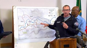 Emergency Workers Struggle With Mudslide Rescue Efforts