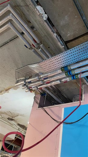 Big jobs need solid foundations 💪 This 225mm cable tray is in and ready to support the supplies feeding a busy commercial kitchen. Reliable installs. Clean workmanship. No shortcuts. 👀 Follow to see the finished setup #ElectricianLife #CommercialElectrical #CableTray #ElectricalInstall #TradeLife
