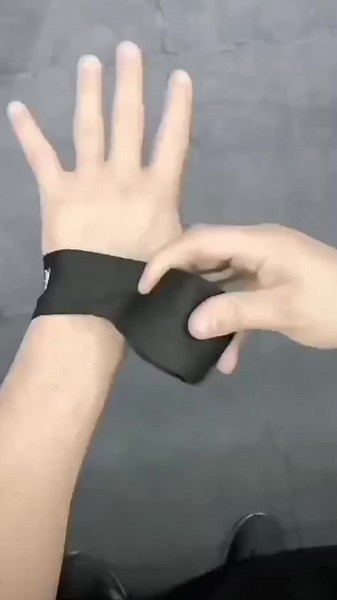How to Properly Tie Boxing Bandages for Training