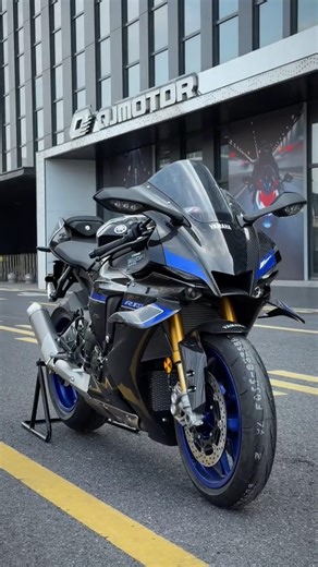 Yamaha R1M — Crossplane Power That Ignites Pure Riding Passion 🔥 #YamahaR1M