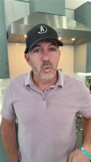 Why working out won't help you lose weight ⬇️ 📣You can't outrun a BAD diet. Plain and simple. If you don't have a sustainable fasting schedule & meal plan in place, working out is wasting your time. Let me help. I took my 6 month program and turned it into a monthly membership. ✔️ Weekly Meal Plans ✔️ Fasting Schedule ✔️ Weekly Coaching ✔️ Nutrition Course If you want to lose weight the RIGHT way, comment APPROACH and I'll send you the details. #theapproach #intermittentfasting #weightlossjourn