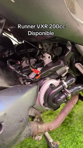 Découvrez le scooter Runner VXR 200CC