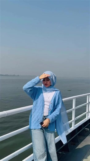 Hijab Outfit of the Day: A Brave and Stylish Look