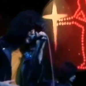 16K views · 2.4K reactions | RAMONES - Don't Come Close | Ramones Forever | Facebook