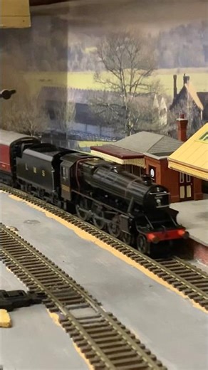 The LMS. #modelrailway #lms #black5 #steamlocomotive