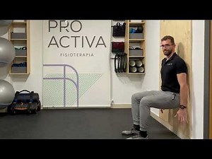Step by step to do squats, step 1, isometric wall squat, the invisible chair