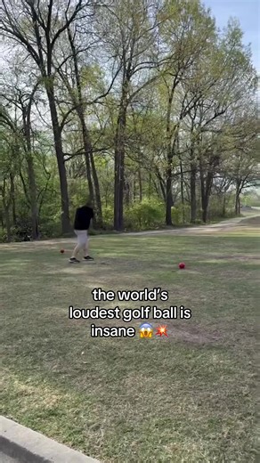 Buy the world’s LOUDEST golf balls today by clicking the link above !! 🤘💥🏌️ #worldsloudestgolfball #topgolfprank #loudgolfballprank #shockedgolfball #explodinggolfball