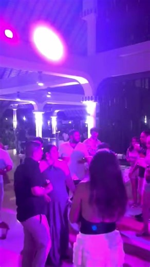 Calma en vivo #calma #musicosenvivo #tropical #droyan #party #fiesta #latinabailando #latinobailando