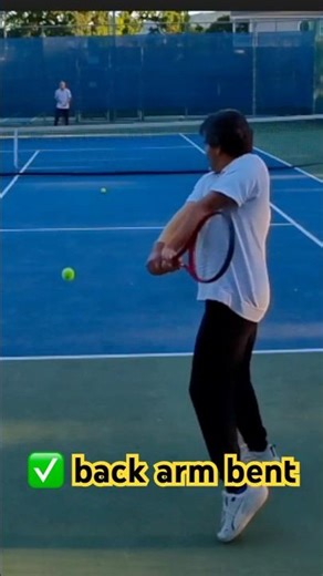 Best Double Handed Backhand for Beginners 🎾 | Learn Like Novak Djokovic #Shorts