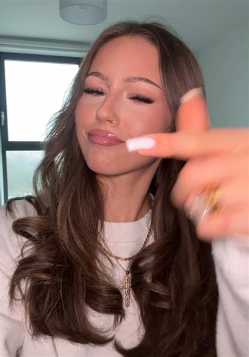 Soft Glam Makeup Tutorial: Transform Your Look