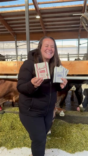 cows gettin a lil handsy @Ballerina Farm Store #ballerinafarmtrip