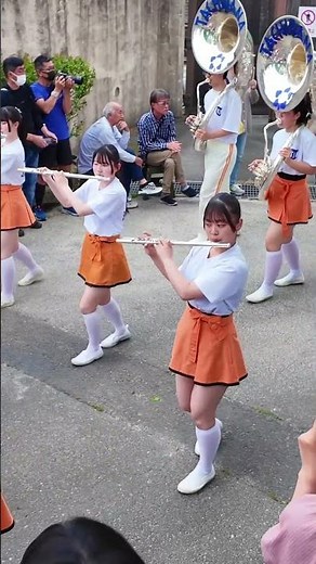 京都橘高校吹奏楽部 / ブルーメの丘パレード2024 / ♪愛するデューク