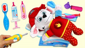 Paw Patrol婴儿Marshall去McStuffins医生玩具医院进行健康和牙医检查!--
