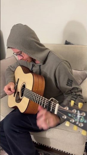 Hot Cross-Picking Guitar | Flatpicking Solo