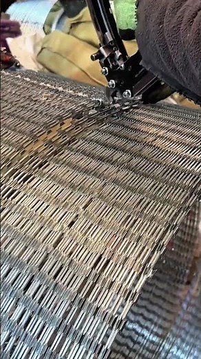 Precision Clipping: Understanding the Fabrication of Concertina Wire