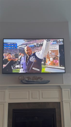 Lynn Swann recognized pregame as one of the past Super Bowl MVPs! | Straight Outta Pittsburgh