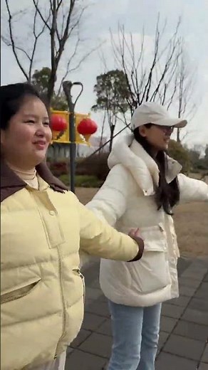 Dance Moments: Playful Movements in Time