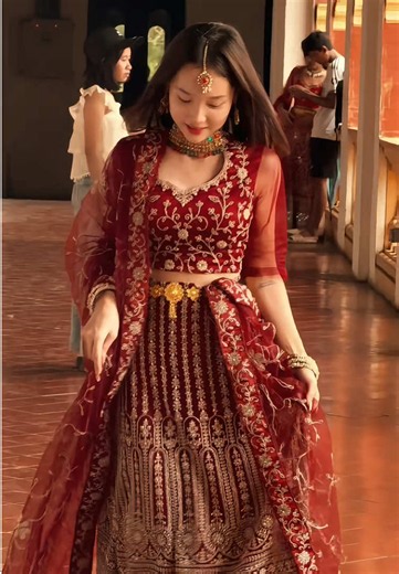 #capcut #capcutpioneer #capcutnow 📸 AI Traditional Bridal Outfit Change Tutorial 💃 သင်လင်လင်လင်လည်း ဒီလို traditional bridal outfit style လှလှလေးတွေ ဖန်တီးန်တီးန်တီးန်တီးချင်လားင်လားင်လားင်လား? 😍 AI Template ကို အသုံးပြုပြီး ဓာတ်ပုံတ်ပုံတ်ပုံတ်ပုံတစ်ပုံစ်ပုံစ်ပုံစ်ပုံတည်းနဲ့ပဲ stunning bridal portrait လေးတွေကို အလွယ်တယ်တယ်တယ်တကူ ဖန်တီးန်တီးန်တီးန်တီးနိုင်ပါင်ပါင်ပါင်ပါတယ် 💖 ❤️ Elegant Red Bridal Dress 💎 Luxury Jewelry Vibe 🌹 Traditional Wedding Fashion 📸 Cinematic Portrait Style အားလုံးကိ