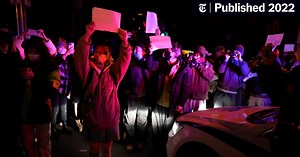 After Deadly Blaze, Surge of Defiance Against China’s Covid Policies