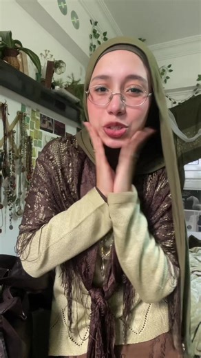 What's in My Bag: Everyday Essentials and Skincare