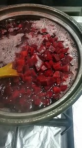 Boiling Beetroot for Salad! #boilingbeetroot #saladideas #BuhayOFW #contentcreator #kuwait | Florina Altillero Dagdag