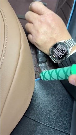 In some places the plastic trim panels are quite tight the tightness.