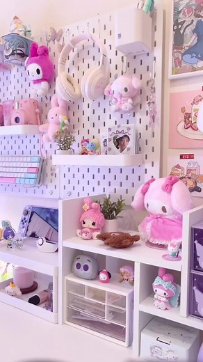 1.8K views · 44 reactions | Let’s unbox the newest Blippo Surprise Kawaii Plush Bag with peachycozy  She said she was surprised by the amount of plushies inside! ✨ #blippo #kawaiiplushies #plushieaddict #plushies | Blippo | Facebook