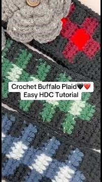 How to crochet buffalo plaid with half double crochet stitches 🧶🖤❤️ #crochet