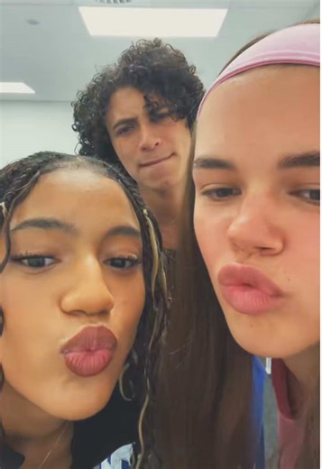 so excited to meet our mermaids in zombies 5!! i love you guys so much!! ❤️🥹 🏷️ - #disneyzombies #zombies5 #z5 #mermaids #foryoupage @Olive @Diaana Babnicova