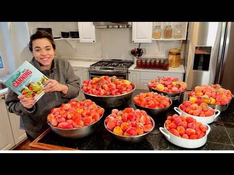 Making a Year's Worth of Marinara Sauce in ONE DAY with Homegrown Tomatoes!!!