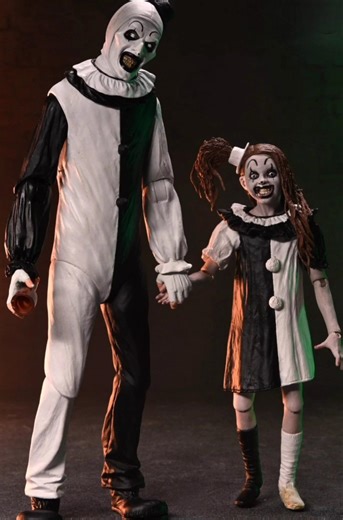 Terrifier 2 - Ultimate Art the Clown and The Little Pale Girl 7" Scale Action Figure 2-Pack #neca