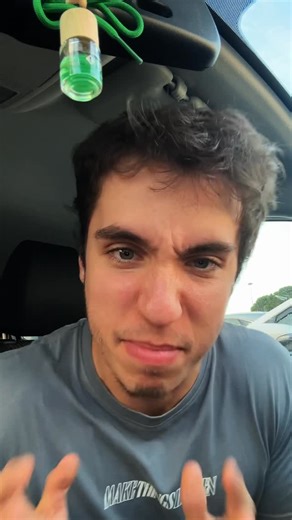 Xavier Castañer on Instagram: "TUTORIAL EXPRESS DE FRY SCREAM #fryscream #tutorial #break #singing #screaming #coche #bmth #metal #fyp"