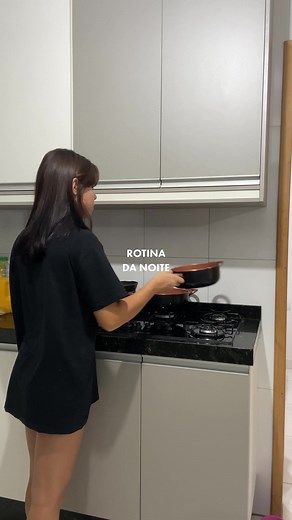 Um pouquinho da minha rotina a noite 🫶 . #rotina #routine #satisfatório #minivlog