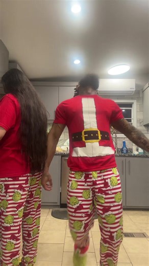 Christmas 🎄 ain’t over till the year is over tis the season 🎅🏾 #fyp #christmas #foryourpagе #xyzbca #foryoupage