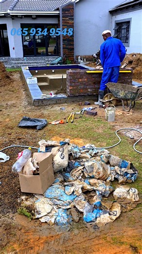 7mx3m Swimming Pool with Water Feature and Jacuzzi Jets