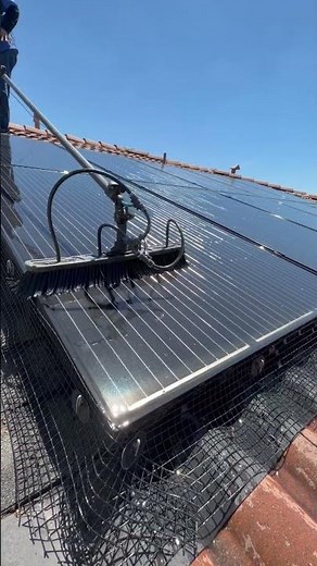 Professional Solar Panel Cleaning Service