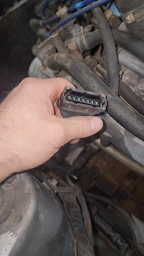 509K views · 3.1K reactions | A technician will take the time to properly diagnose the vehicle using the tools he has. A test light and a multimeter will tell you everything you need to know, you just have to use them. #reels #video #automotive #mechanic #technician #fyp #trending #viral #meta | Jasper Motorsport | Facebook