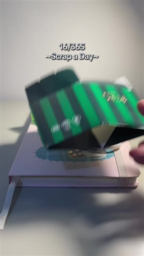 Daily Scrapbooking Ideas: 16/365 Scrap a Day