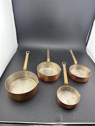 Vintage Set of Copper Measuring Cups With Brass Handles - Etsy
