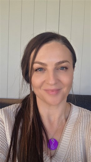 ✨️The spiritual journey is an inside job. It starts with how deeply you know, love, and honour yourself. ✨️When you build a strong relationship within, you stop chasing approval, recognition, or validation from the outside world. ✨️Whether it’s through your work, relationships, or achievements — real fulfilment begins when you stop seeking to feel enough through others and start feeling whole from within. Follow me @harrietmoursellas for more on awakening, alignment, and self-mastery. #love #rei