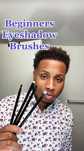 459K views · 3.9K reactions | Eyeshadow brushes for beginners #makeup #quickmakeup #makeupbrushed #eyeshadowbrush | Tramar King | Facebook
