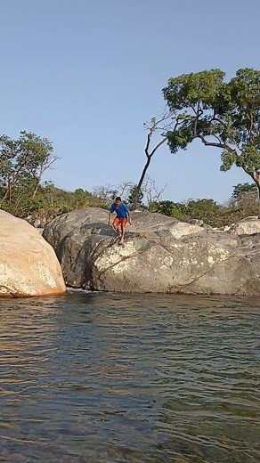 Esta hermoso el rio | Luis justo