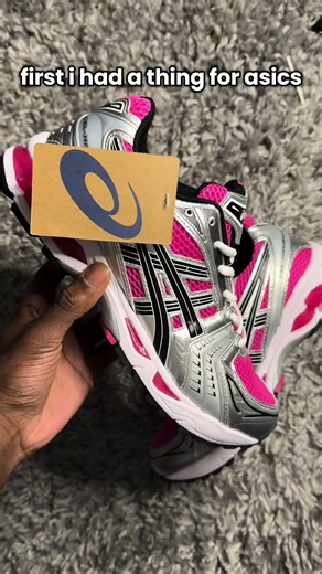 shop @PkStockX | use discount code “chrome” for -15% off #foryoupage #trending #viral #designershoes