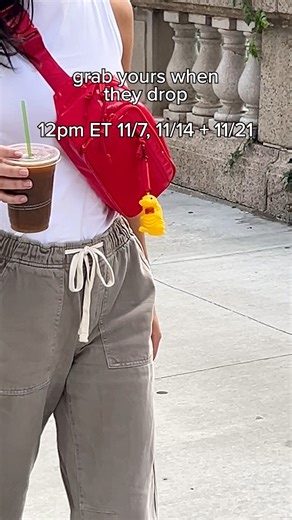 Pringamabobs spotting! Once You Pop Mystery Boxes drop at 12pm ET on 11/7, 11/14 and 11/21. Grab yours for a surprise collectible and Pringles Mystery Flavor. | Pringles