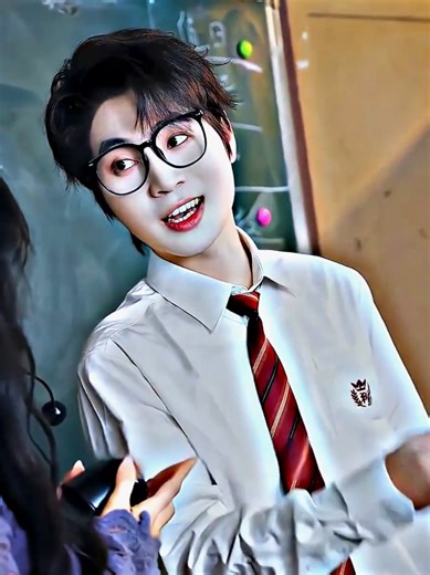 Chain Story: A Heartfelt College Love Drama