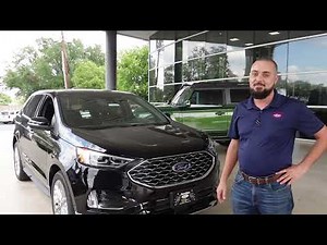 2022 Ford Edge Titanium AWD Walk Around